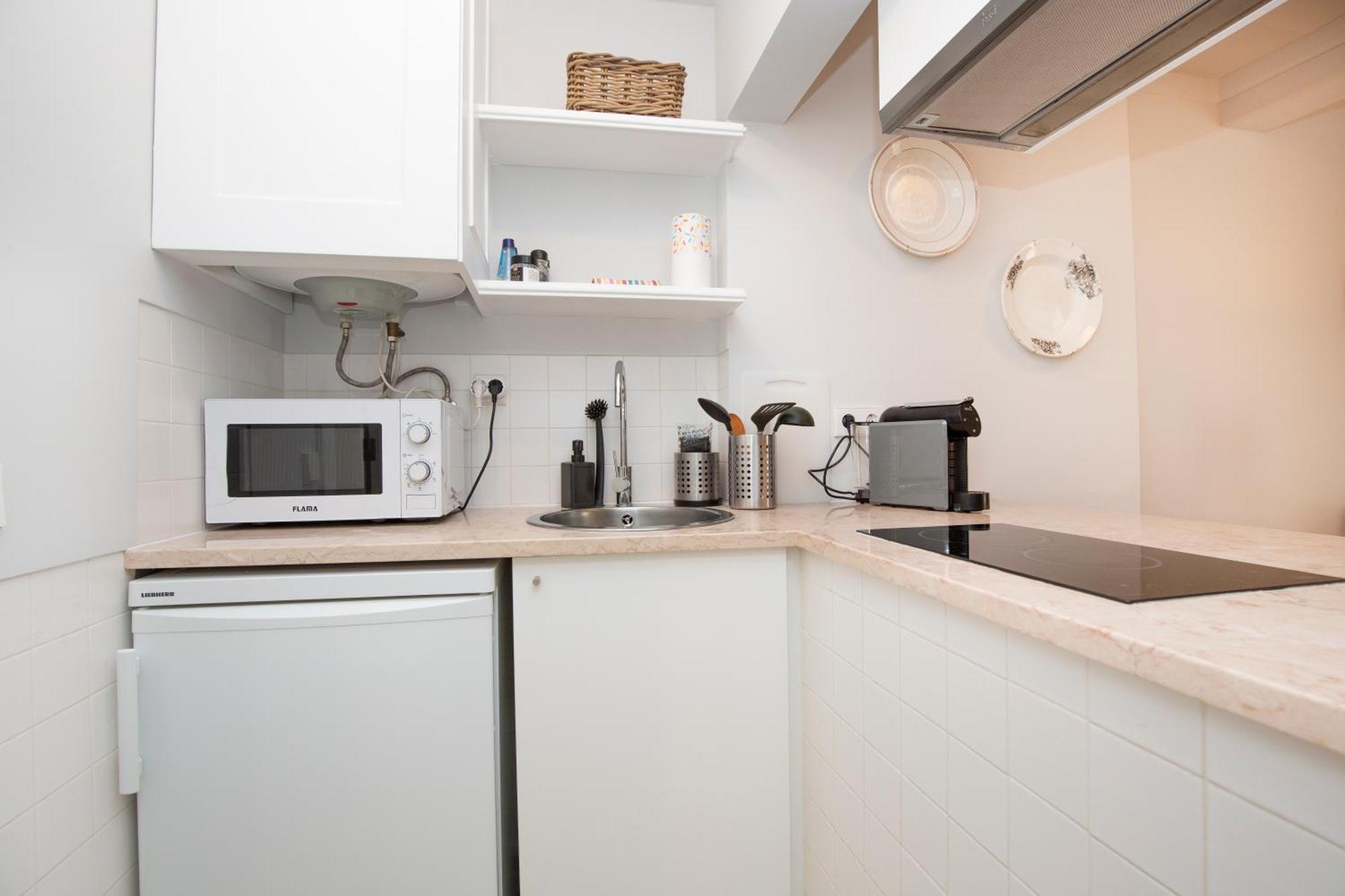 Live Like A Local @ Casa Da Esquina - Wifi & A/C Apartment Lisbon Exterior photo